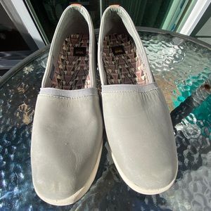Teva Leather Slip-Ons Gray Size 11